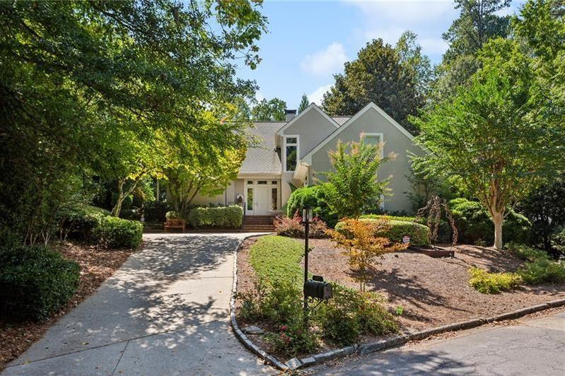 Photo one of 857 Stovall Ne Pl Atlanta GA 30342 | MLS 7528213F