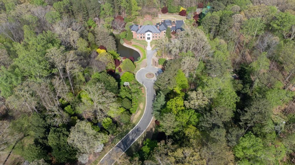 Photo one of 4615 Northside Dr Atlanta GA 30327 | MLS 7529390F