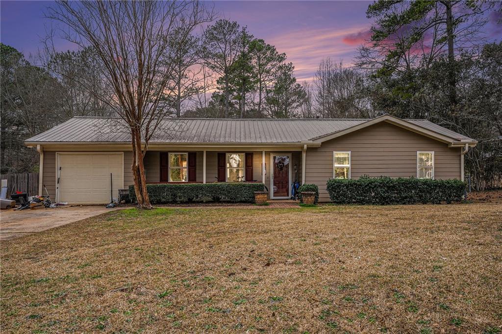 Photo one of 4775 Hemlock Se Dr Conyers GA 30094 | MLS 7529616F