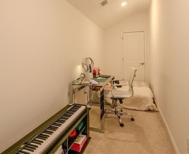 Photo #22