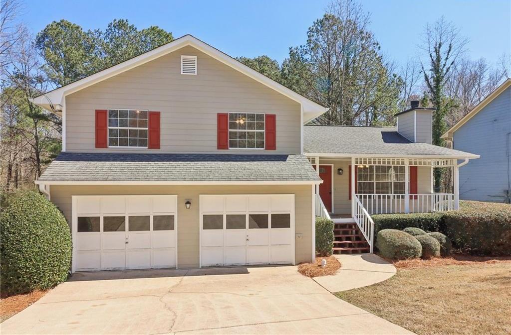 Photo one of 5537 Riverside Dr Sugar Hill GA 30518 | MLS 7531986F