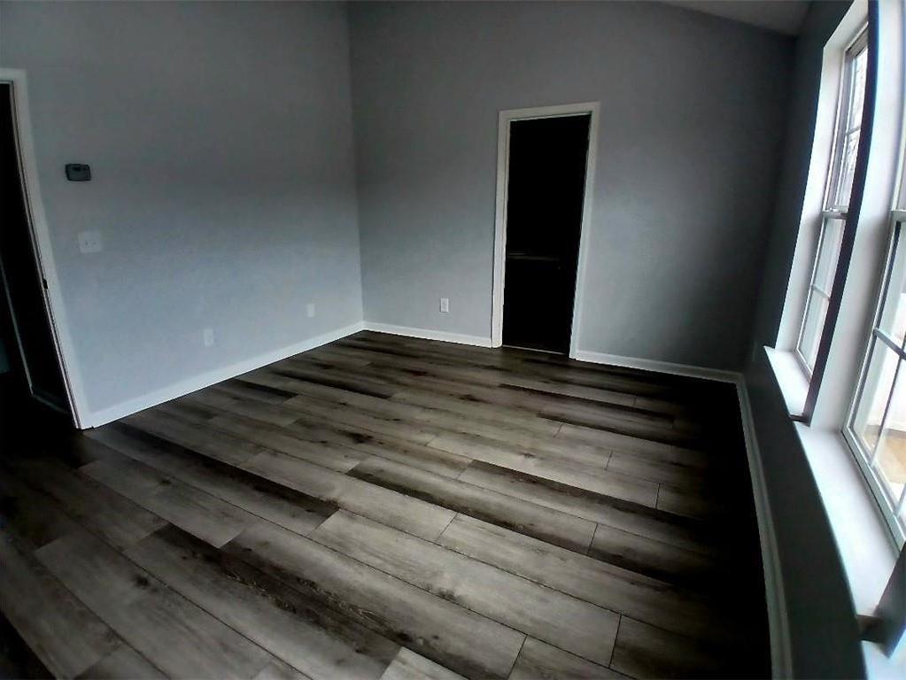 Photo #12