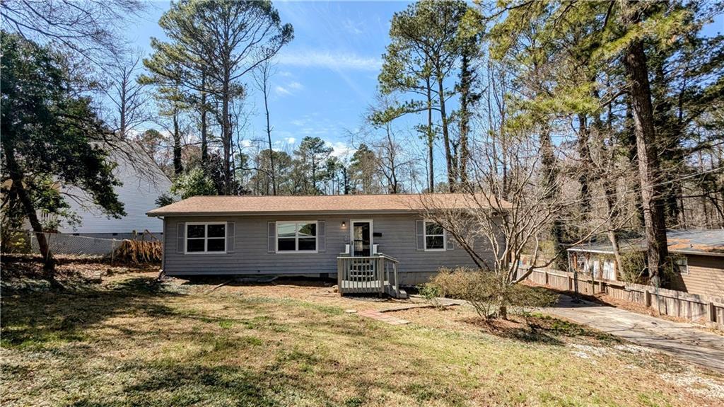 Photo one of 4195 Bradley Dr Snellville GA 30039 | MLS 7536043F