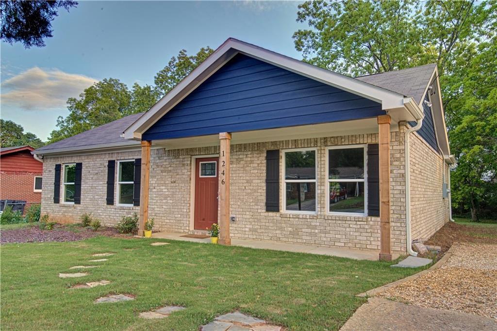 Photo one of 1246 Bell Ave East Point GA 30344 | MLS 7536069F