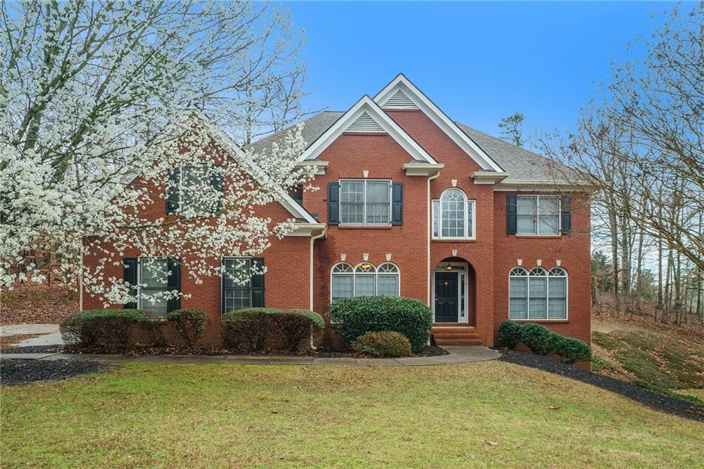 Photo one of 3502 Crown Peak Ct Suwanee GA 30024 | MLS 7536123F