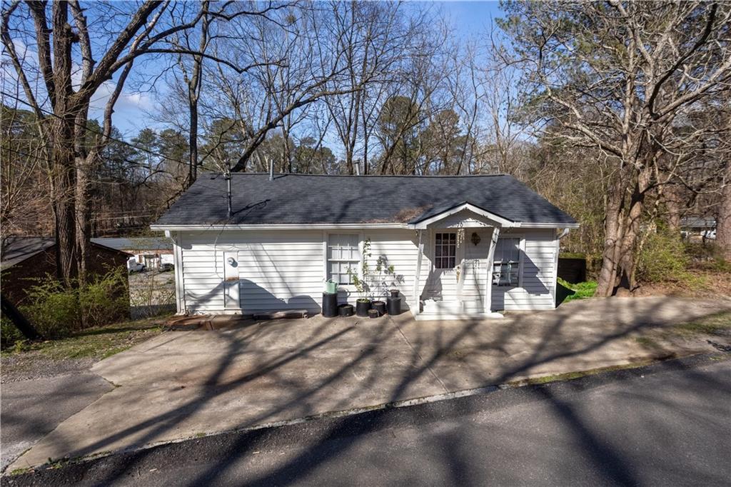 Photo one of 70 Daisy Cir Canton GA 30114 | MLS 7536281F