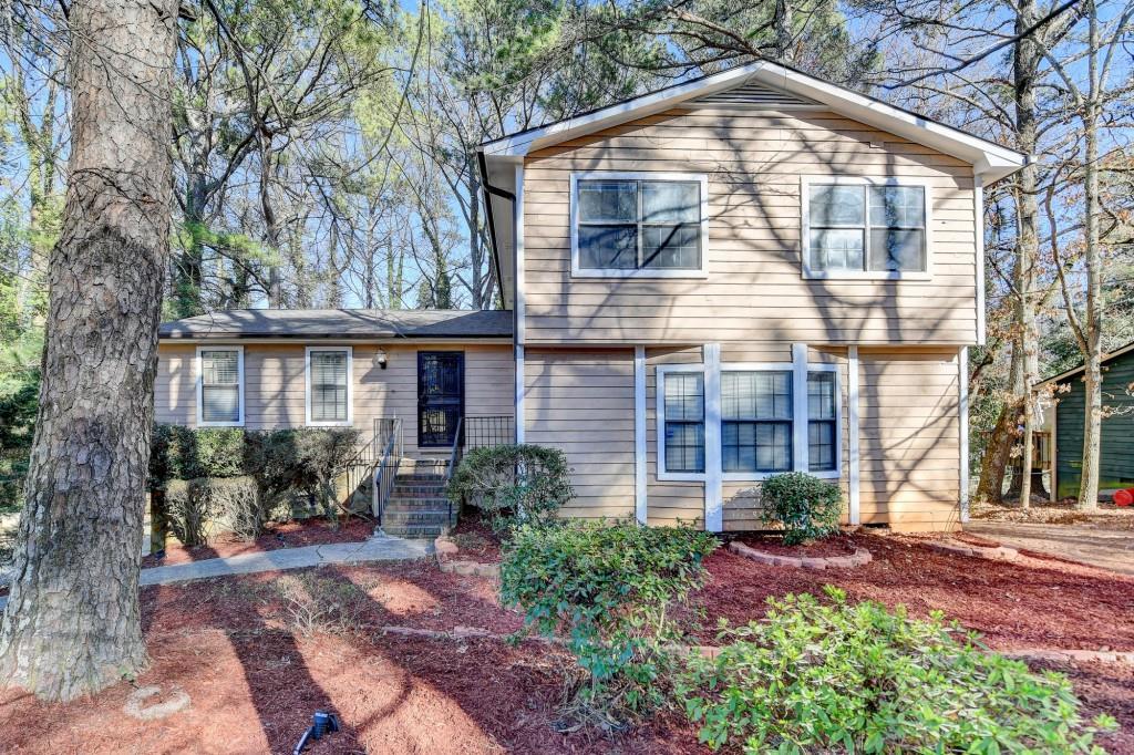 Photo one of 1037 Martin Rd Stone Mountain GA 30088 | MLS 7536980F