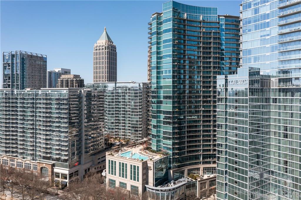 Photo one of 1080 Peachtree Ne St # 2011 Atlanta GA 30309 | MLS 7538093F