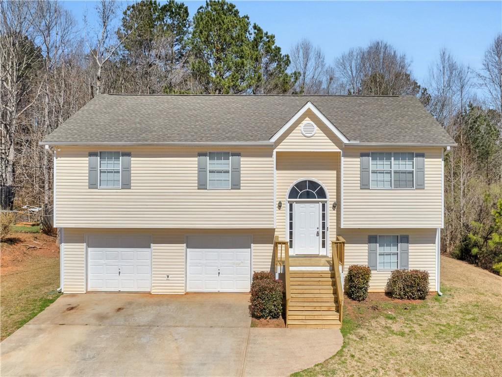 Photo one of 195 Brighton Dr Covington GA 30016 | MLS 7538147F