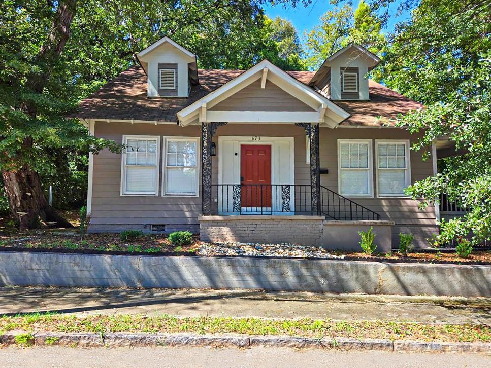 Photo one of 673 Pearce Sw St Atlanta GA 30310 | MLS 7538411F