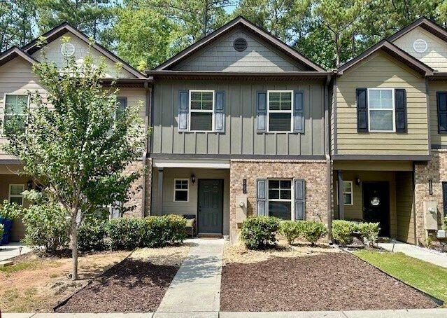 Photo one of 4221 Shoals Ln Union City GA 30291 | MLS 7539464F