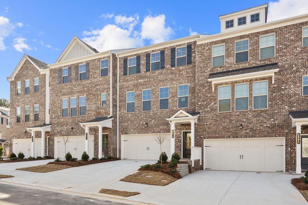 Photo one of 3186 Eastham Run Dr Dacula GA 30019 | MLS 7540495F