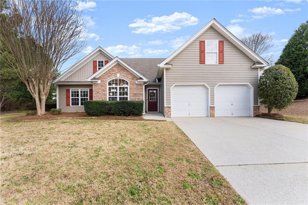 Photo one of 2405 Landrum Ct Lawrenceville GA 30043 | MLS 7540824F