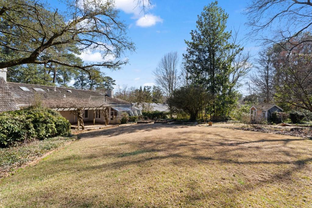 Photo one of 3330 Habersham Rd Atlanta GA 30305 | MLS 7541265F