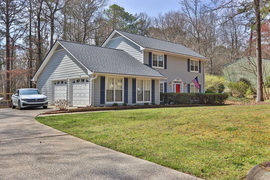 Photo one of 2113 N Landing Way Marietta GA 30066 | MLS 7541987F