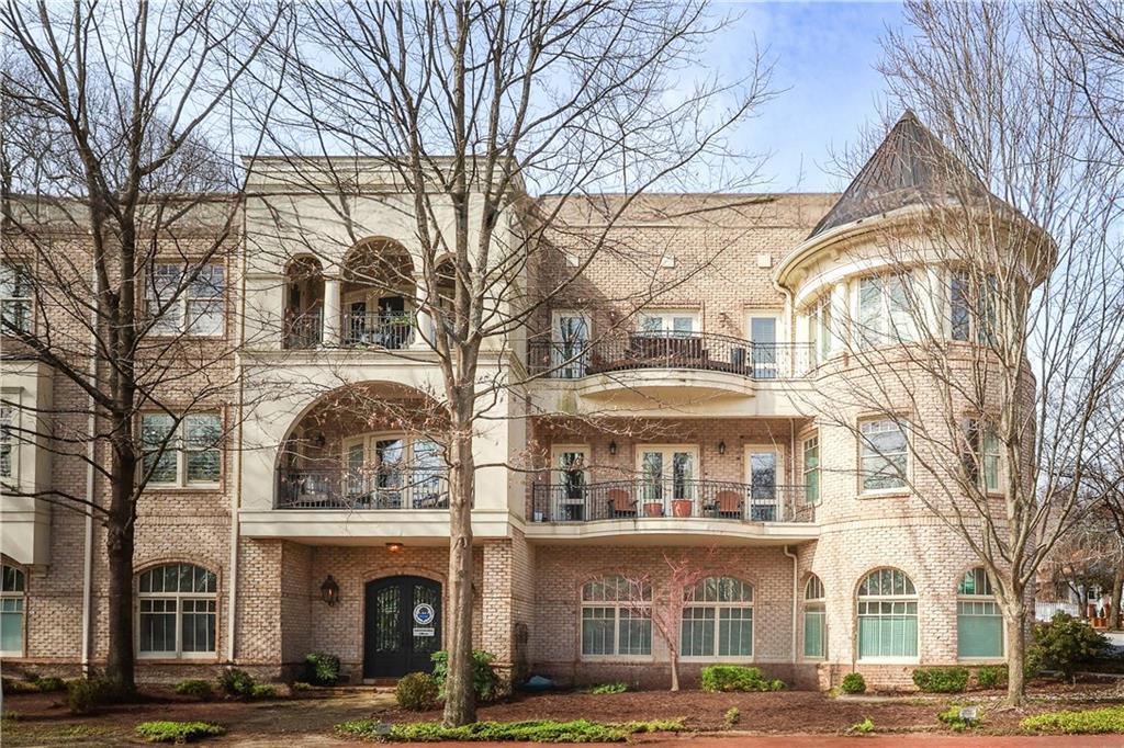 Photo one of 423 Georgia Se Ave # 301 Atlanta GA 30312 | MLS 7542111F