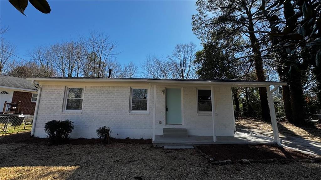 Photo one of 110 Raymond St Jonesboro GA 30236 | MLS 7542188F