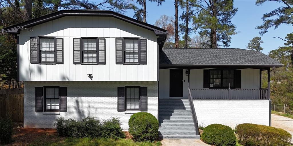 Photo one of 4087 Signal Rdg Lilburn GA 30047 | MLS 7542278F