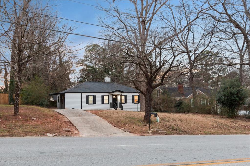 Photo one of 1013 Columbia Dr Decatur GA 30030 | MLS 7542416F