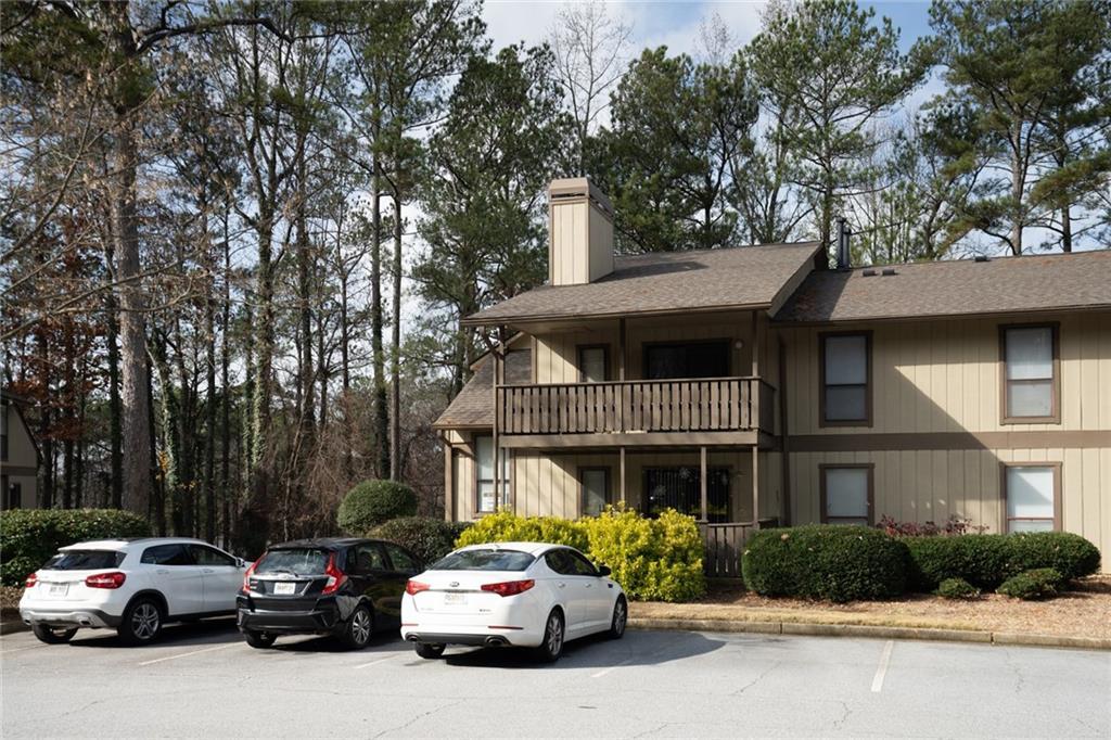Photo one of 401 Woodcliff Dr Atlanta GA 30350 | MLS 7545744F