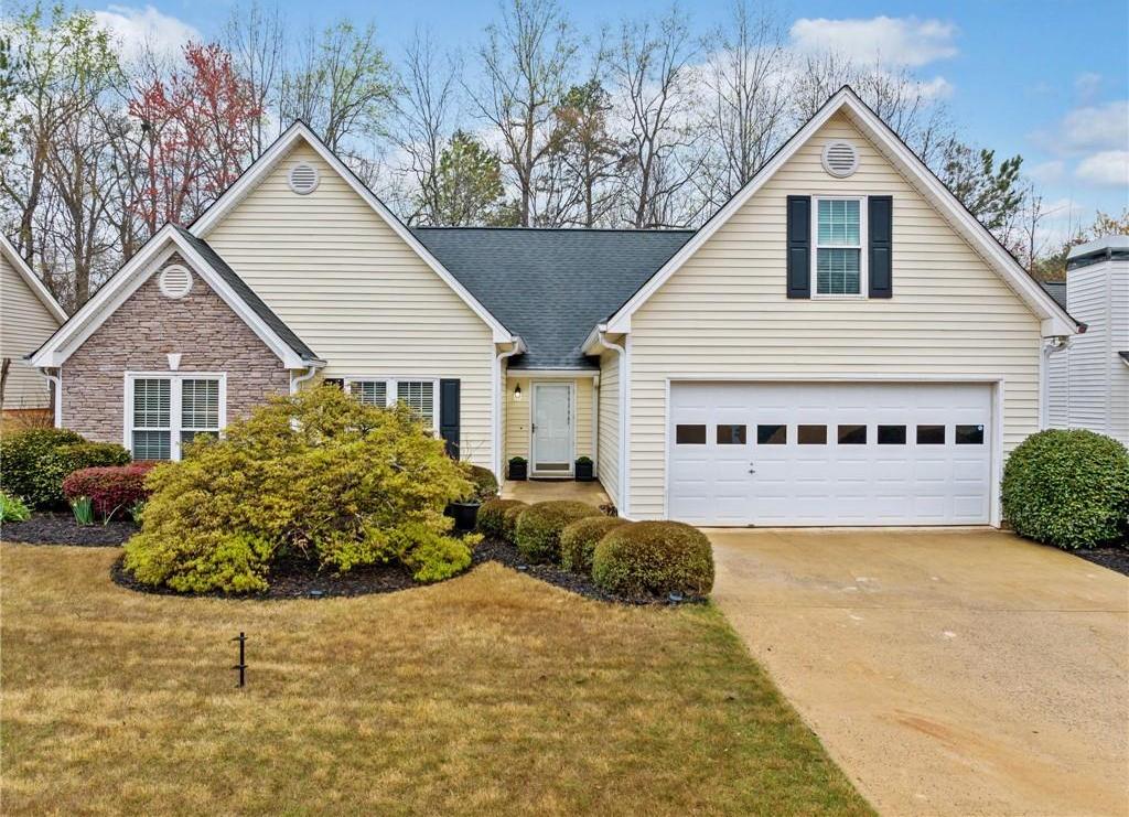 Photo one of 455 Ellesmere Way Buford GA 30518 | MLS 7545857F