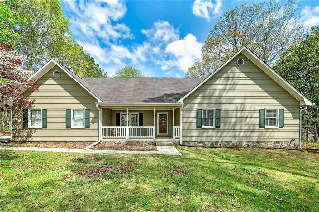 Photo one of 195 Creekside Way Mcdonough GA 30252 | MLS 7547056F