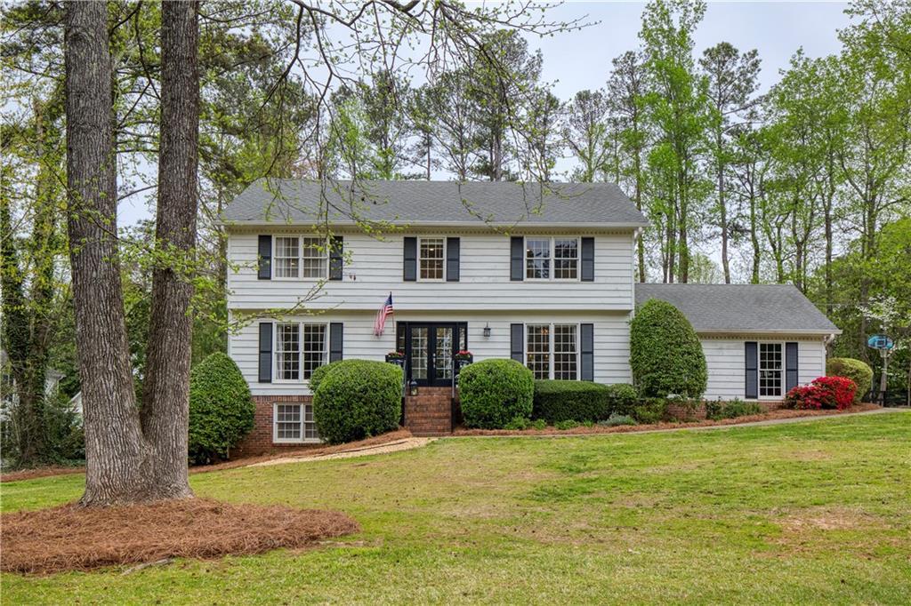 Photo one of 240 Pinebrook Way Roswell GA 30076 | MLS 7547310F