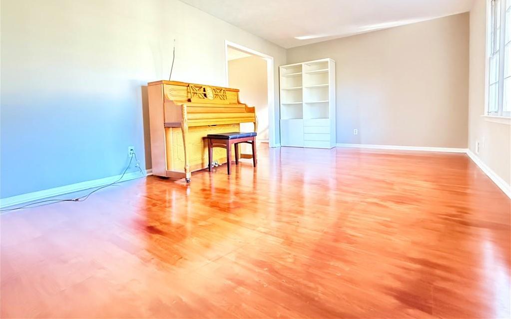 Photo #11