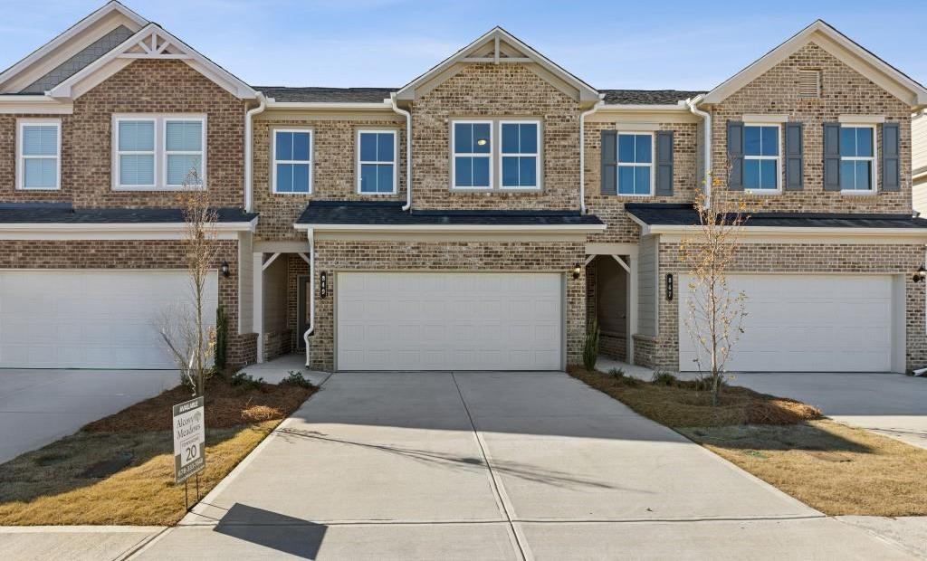 Photo one of 849 Pensive Run Dacula GA 30019 | MLS 7550579F