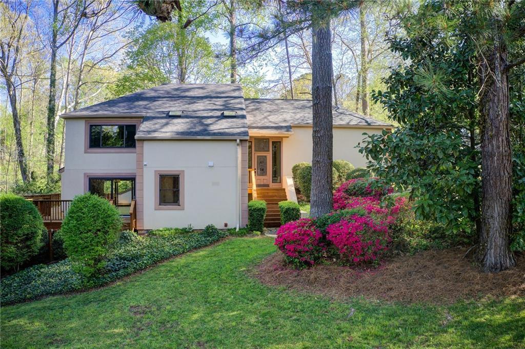 Photo one of 4983 Odins Way Marietta GA 30068 | MLS 7550591F