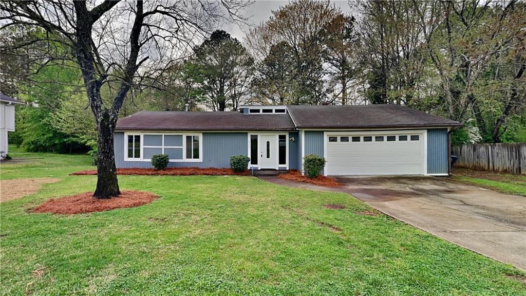 Photo one of 4111 Sweet Water Ct Conyers GA 30094 | MLS 7551842F