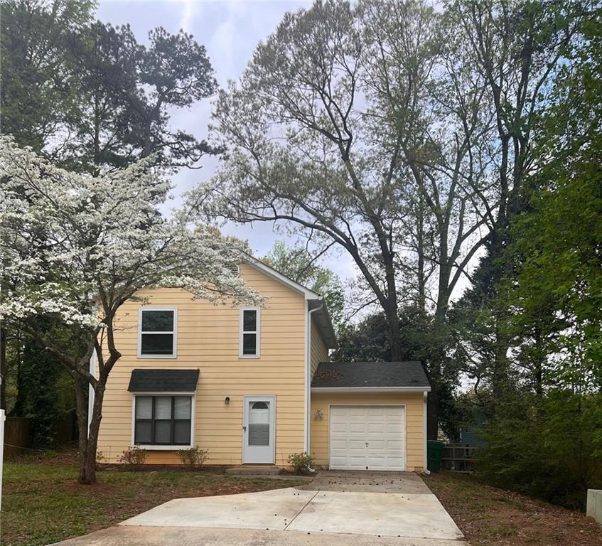 Photo one of 5331 Ridge Forest Dr Stone Mountain GA 30083 | MLS 7552075F
