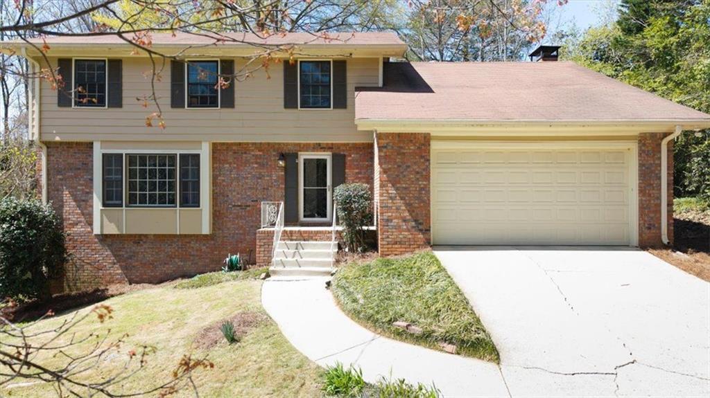 Photo one of 5016 Chestnut Forest Ct Dunwoody GA 30360 | MLS 7552096F