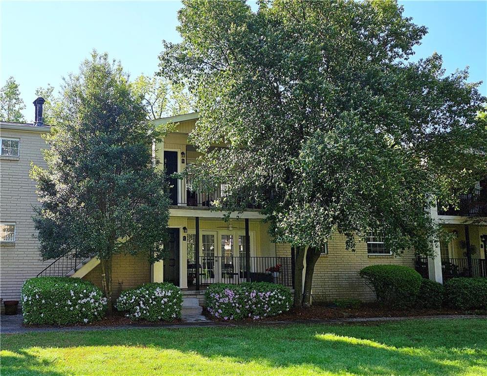 Photo one of 311 Peachtree Hills Ne Ave # 17C Atlanta GA 30305 | MLS 7557201F