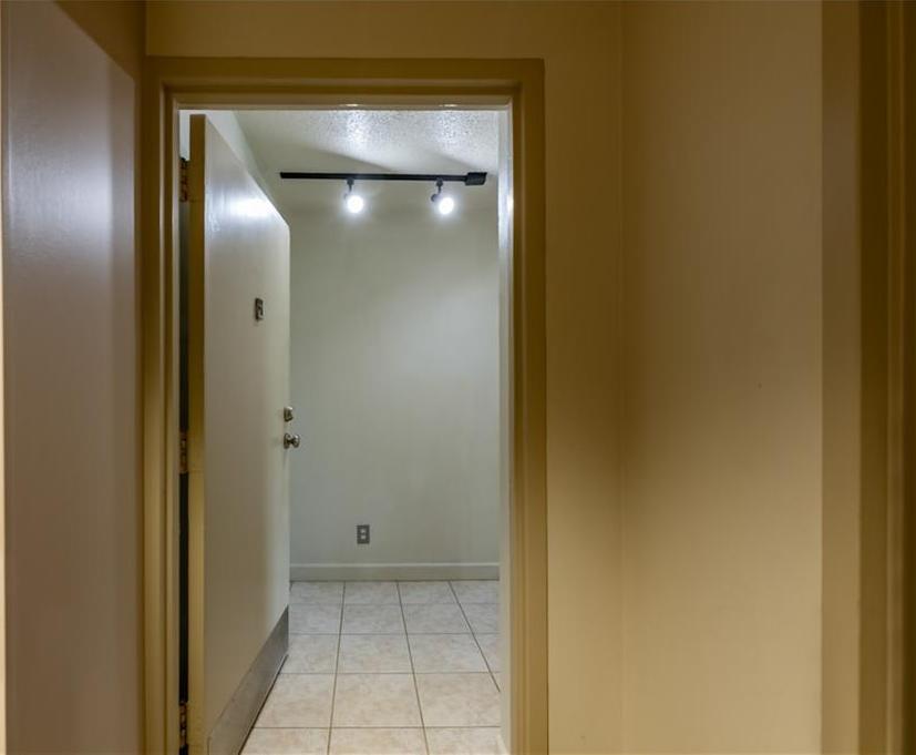Photo #6