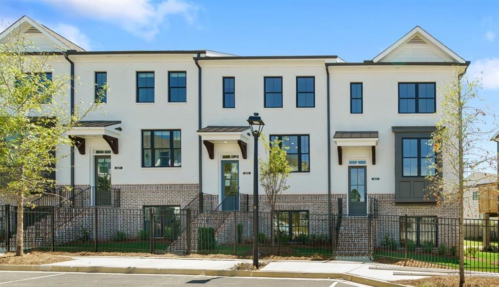 Photo one of 2852 Evanshire Ave # 114 Duluth GA 30096 | MLS 7559739F