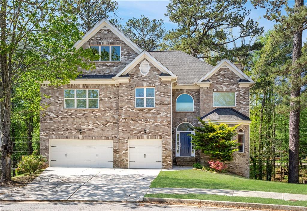 Photo one of 360 Beracah Sw Trl Atlanta GA 30331 | MLS 7559863F