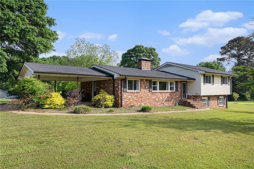 Photo one of 1548 Highway 81 W Mcdonough GA 30253 | MLS 7561196F