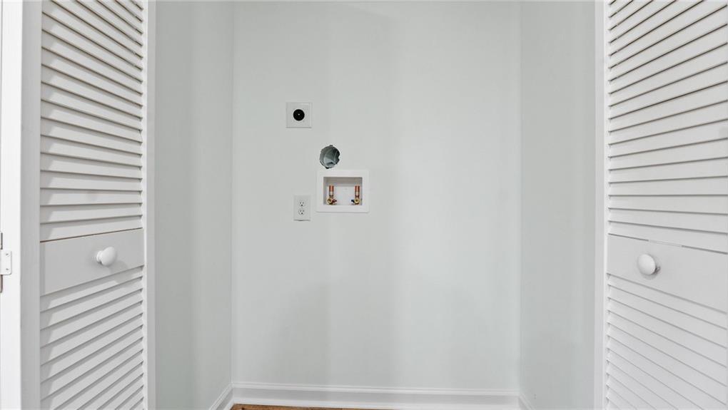 Photo #9