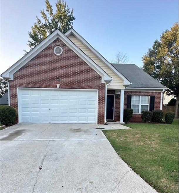 Photo one of 4194 Wesley Ln Decatur GA 30035 | MLS 7561311F