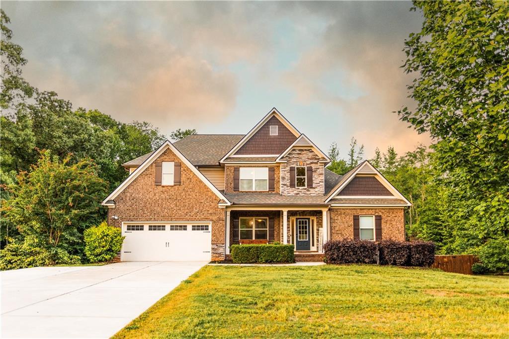 Photo one of 632 Creekside Trce Covington GA 30014 | MLS 7562042F