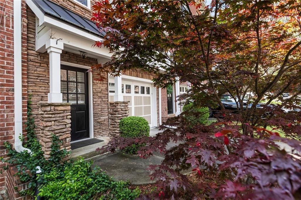 Photo one of 5523 Glenridge Ne Park Atlanta GA 30342 | MLS 7562363F