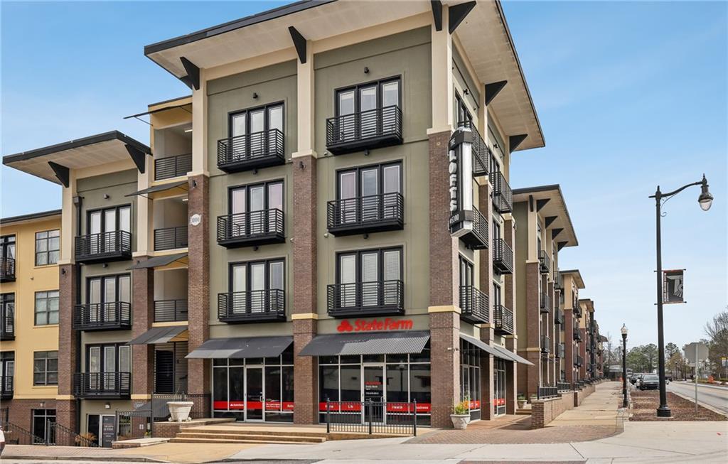 Photo one of 5300 Peachtree Rd # 3601 Atlanta GA 30341 | MLS 7563374F