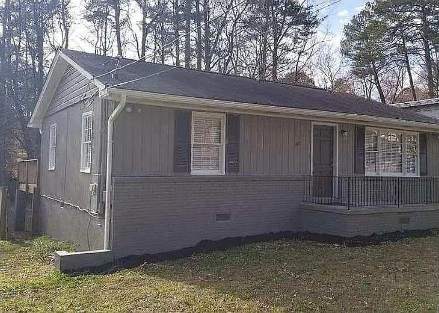 Photo one of 1677 Wayland Ne Cir Brookhaven GA 30319 | MLS 7563796F