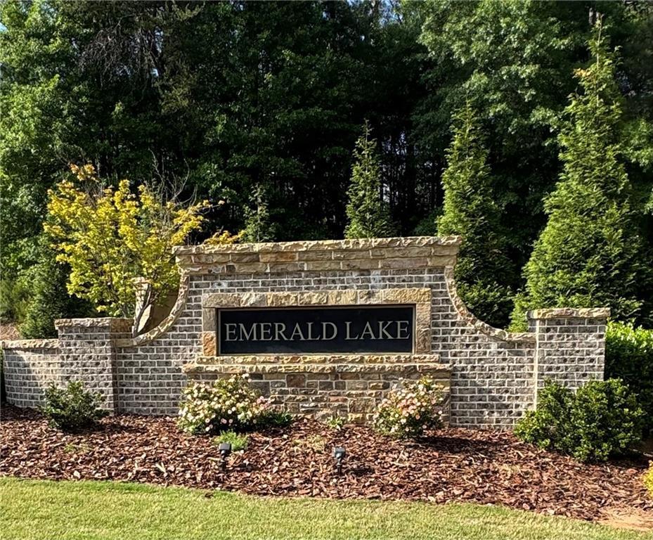 Photo one of 535 Emerald Pkwy Sugar Hill GA 30518 | MLS 7563917F