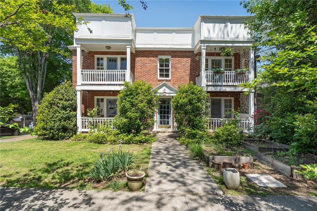 Photo one of 974 Greenwood Ne Ave # 6 Atlanta GA 30306 | MLS 7564448F