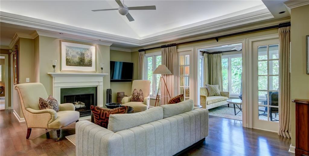 Photo one of 470 Ansley Walk Ne Ter Atlanta GA 30309 | MLS 7565029F