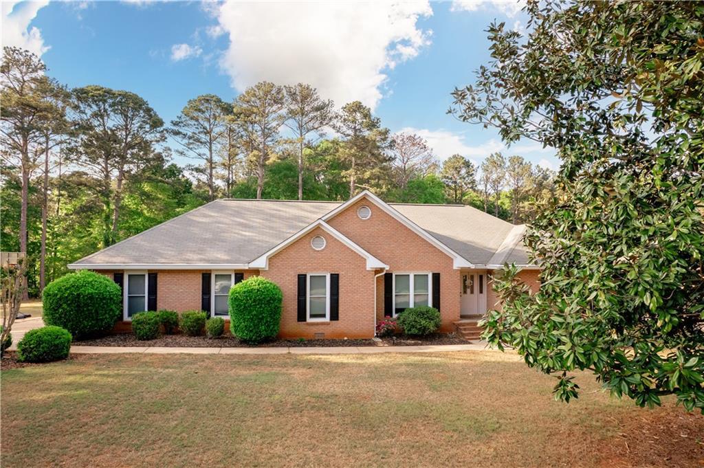 Photo one of 1030 E Lakehaven Way Mcdonough GA 30253 | MLS 7565373F