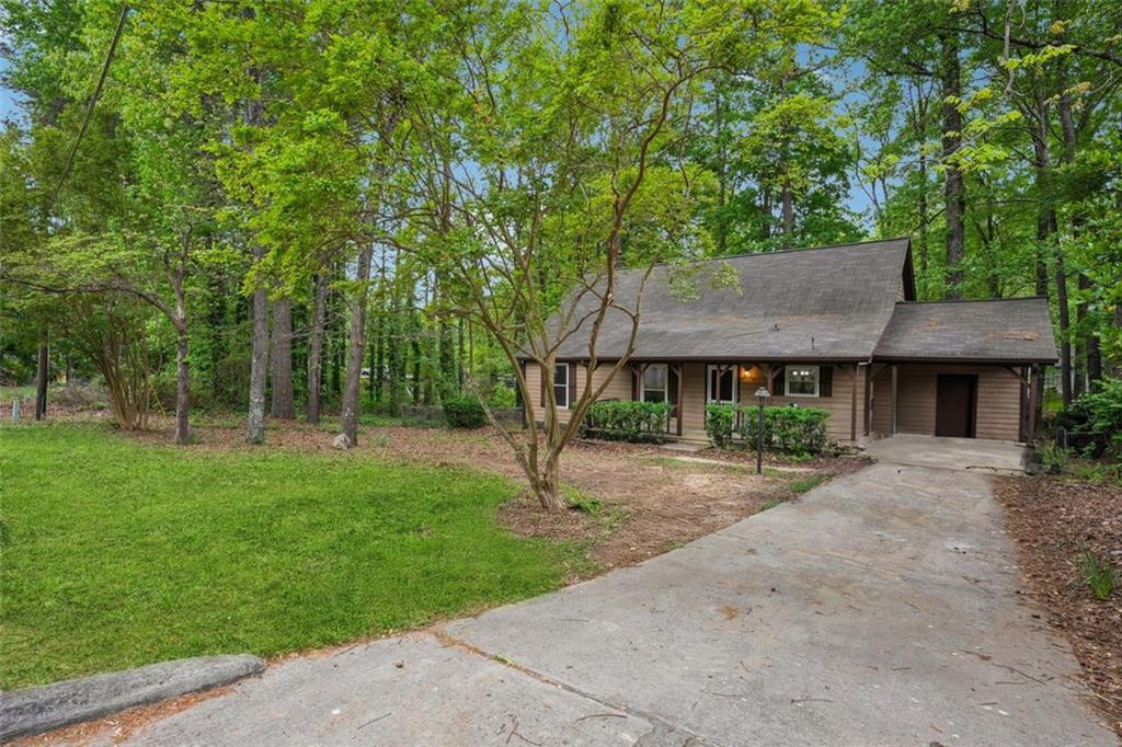 Photo one of 6693 Doublegate Ln Rex GA 30273 | MLS 7565408F