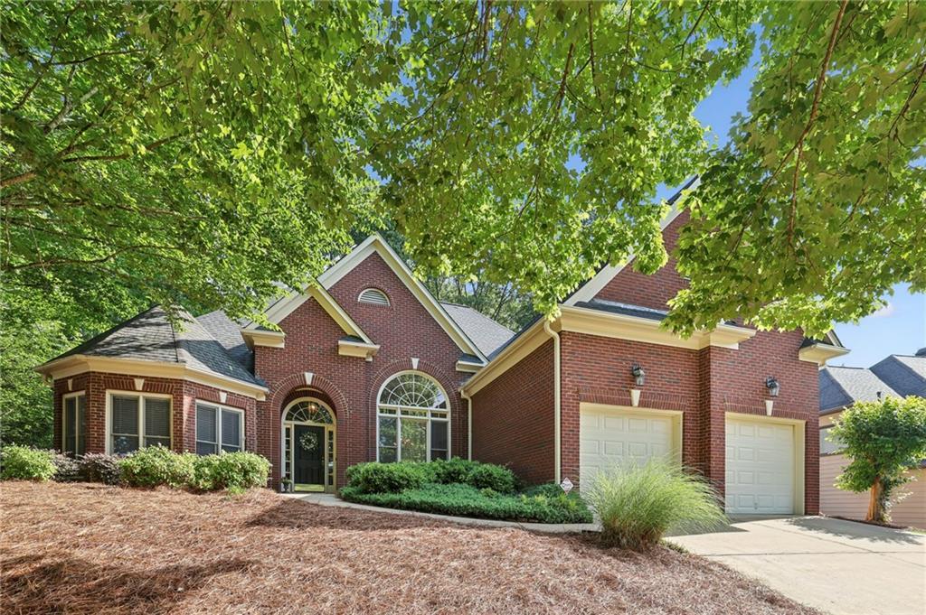 Photo one of 378 Rhodes House Dr Suwanee GA 30024 | MLS 7566842F
